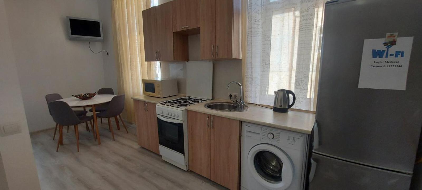 Апартаменти В Центрі Львова !!! Bagian luar foto